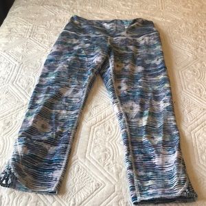 LuLu leggings/cropped